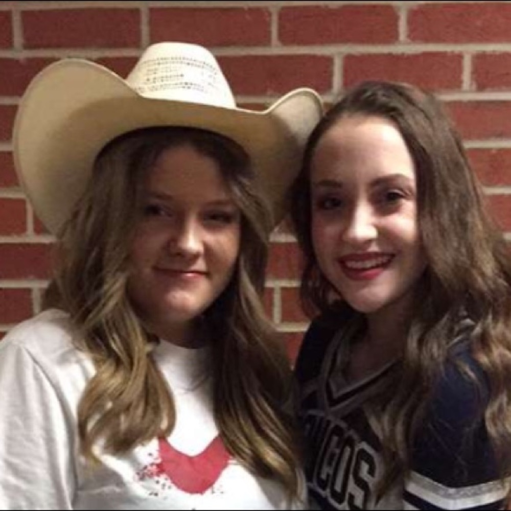 Meet your Posher, Taylor